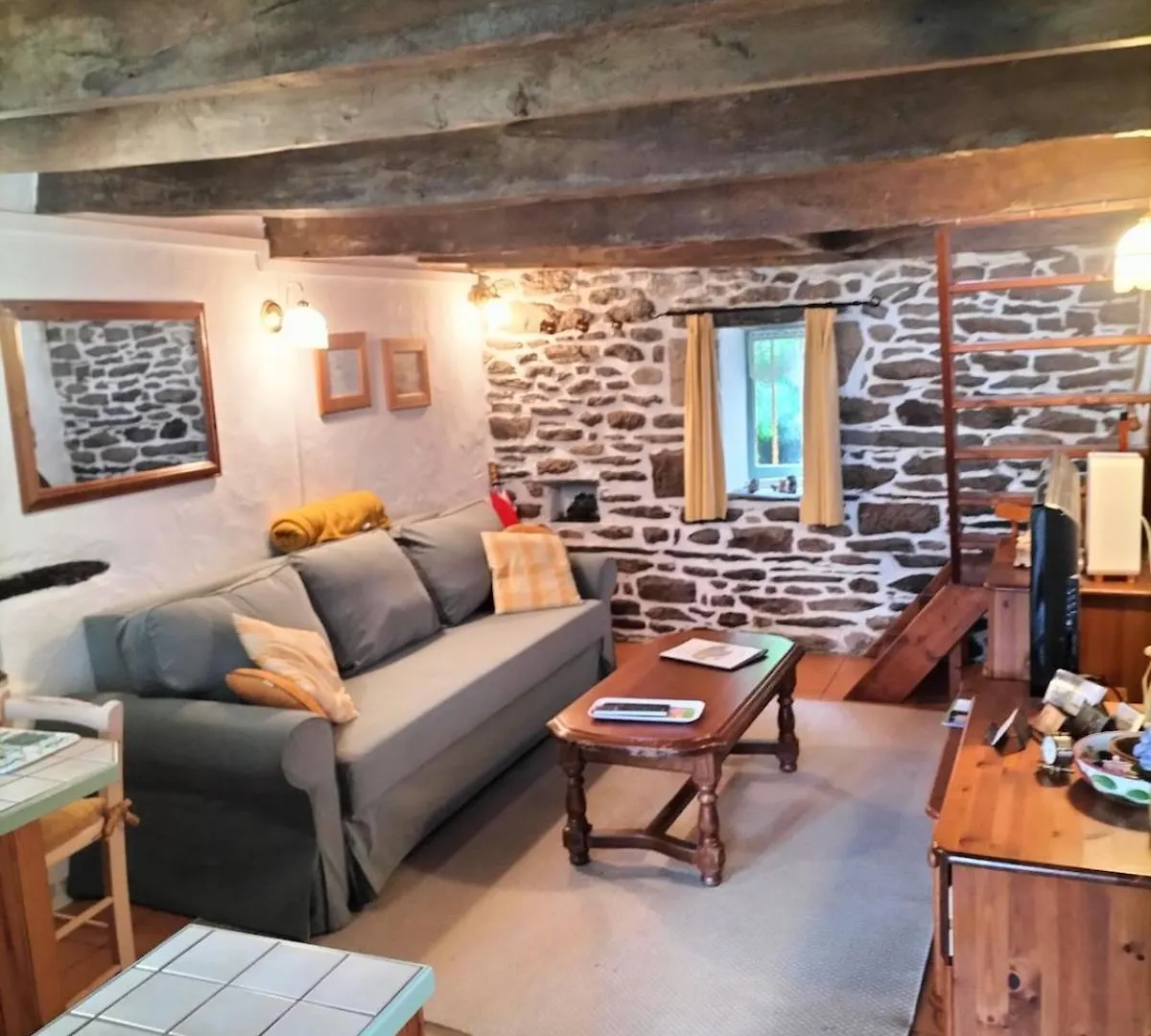 La Maison De Poupee Gite Cosy Monts D'Arree Bretagne Berrien Tatil Evi