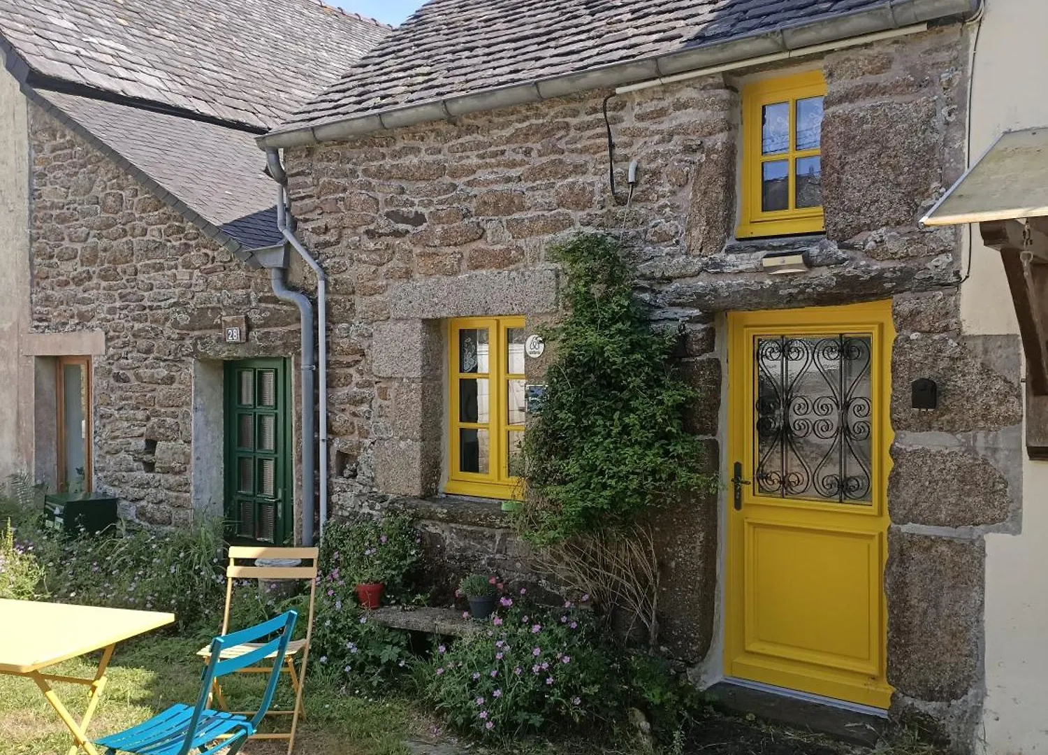 La Maison De Poupee Gite Cosy Monts D'Arree Bretagne Berrien